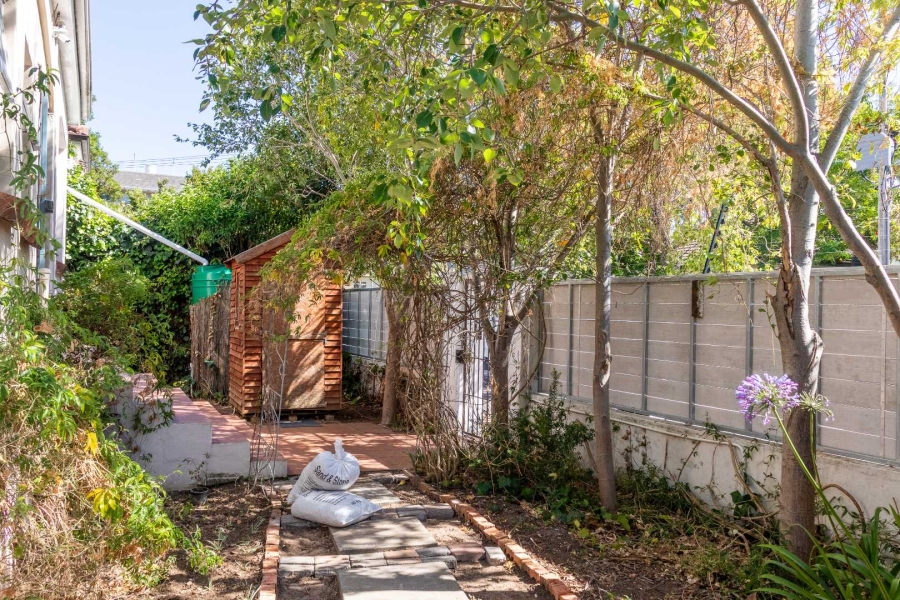6 Bedroom Property for Sale in Mowbray Western Cape